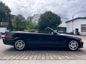 Bild 24/34 von BMW M3 (1994)