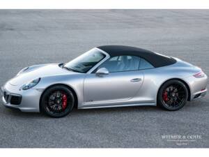 Image 1/38 of Porsche 911 Carrera GTS (2017)