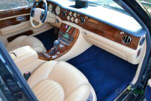 Bild 24/50 von Bentley Arnage Red Label (2002)
