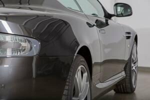 Afbeelding 7/20 van Aston Martin DB 9 (2011)