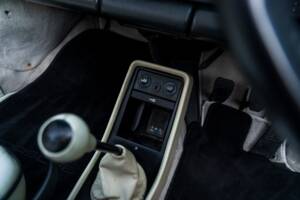 Imagen 24/60 de Porsche 911 Carrera 3.2 (WTL) (1988)