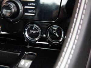 Image 62/94 of Aston Martin DB 9 (2014)