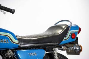Image 34/48 of Kawasaki 750 H2 Mach IV (1972)