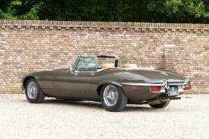 Image 32/50 de Jaguar Type E V12 (1973)