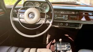 Bild 9/17 von Mercedes-Benz 300 SEL 6.3 (1971)