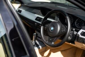 Imagen 25/65 de BMW 545i Touring (2005)