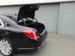 Bild 76/99 von Mercedes-Benz Maybach S 500 (2015)