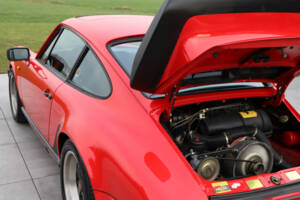 Image 40/50 of Porsche 911 SC 3.0 (1982)