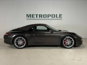 Image 21/50 of Porsche 911 Carrera S (2013)
