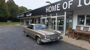 Immagine 1/30 di Mercedes-Benz 280 SE 3,5 (1971)