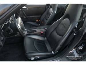 Bild 5/28 von Porsche 911 Carrera 4S (2004)