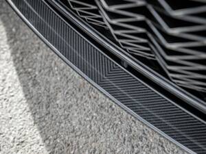 Immagine 29/50 di Aston Martin V12 Zagato (2013)