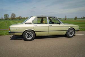 Image 8/8 de BMW 520/6 (1978)