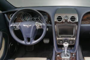 Bild 28/41 von Bentley Continental GTC W12 (2014)