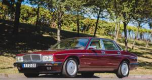 Bild 4/35 von Daimler Double Six (1993)