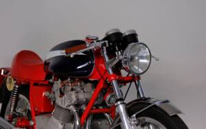 Image 19/99 of MV Agusta 750 Sport (1971)
