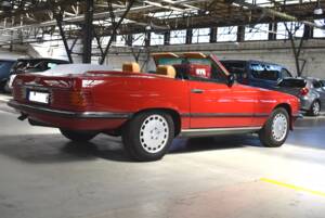 Image 7/94 of Mercedes-Benz 560 SL (1988)