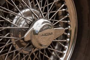 Image 36/50 of Jaguar Mk II 3.8 (1964)