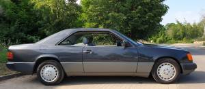 Bild 6/9 von Mercedes-Benz 300 CE (1989)