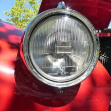 Image 34/174 of Jaguar XK 150 3.4 S OTS (1958)