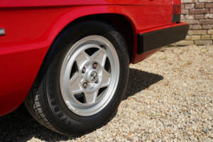 Image 37/50 of Alfa Romeo 2.0 Spider (1990)