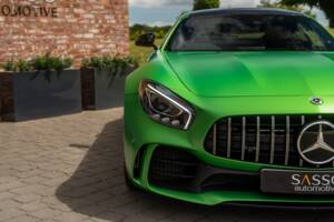 Image 15/67 of Mercedes-AMG GT-R (2018)