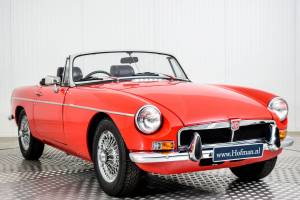 Image 14/50 de MG MGB (1973)