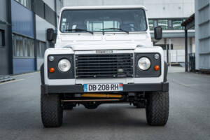 Immagine 8/97 di Land Rover Defender 90 (1995)