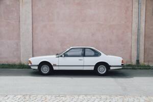 Bild 2/40 von BMW 633 CSi (1984)