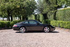 Afbeelding 10/43 van Porsche 911 Carrera 4 (1999)