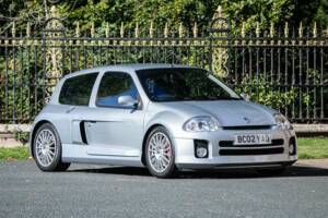 Image 1/40 of Renault Clio II V6 (2002)