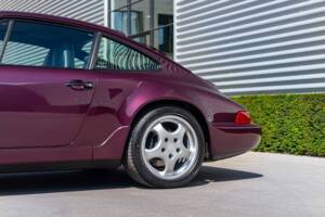 Image 11/46 of Porsche 911 Carrera 4 (1992)