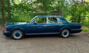Image 2/46 of Rolls-Royce Silver Spirit III (1996)