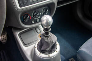 Image 16/26 de Renault Clio II V6 (2001)