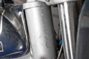 Image 13/13 de Aprilia DUMMY (1976)