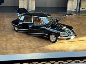 Imagen 35/40 de Citroën DS 23 Pallas (1974)