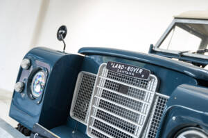 Image 27/31 of Land Rover 109 (1980)