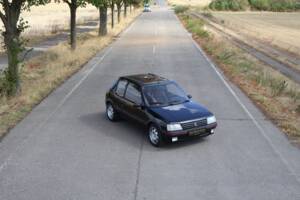 Obraz 10/56 pojazdu Peugeot 205 GTi 1.9 (1991)
