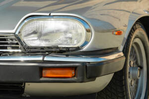 Immagine 10/41 di Jaguar XJ-S 3.6 (1990)