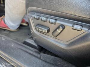 Image 21/29 de Volvo V 70 2.4 (2007)