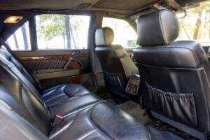 Image 5/59 of Mercedes-Benz 600 SEL (1992)