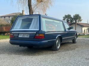 Bild 4/6 von Mercedes-Benz 300 D (1983)
