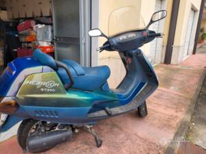 Image 1/4 of Piaggio Hexagon 250 GT (1999)