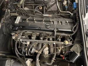 Image 5/21 of Jaguar XJ 6 4.0 Sovereign (1995)