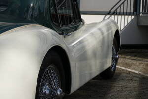 Image 10/13 of Jaguar XK 120 FHC (1953)