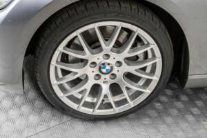 Afbeelding 23/50 van BMW 325i (2007)