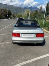 Image 4/5 of Mercedes-Benz SL 500 (1994)