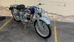 Image 5/30 de Victoria DUMMY (1935)