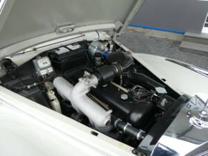 Immagine 20/33 di Mercedes-Benz 300 Sc Cabriolet A (1957)