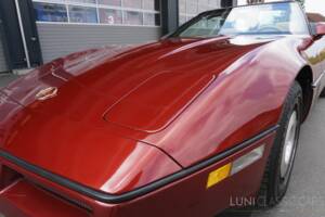Afbeelding 13/45 van Chevrolet Corvette Convertible (1988)